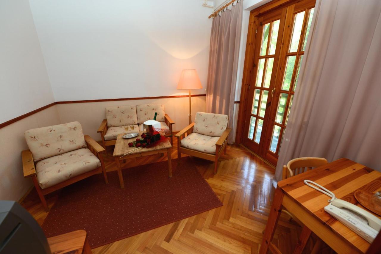 Bakony Hotel Bakonybel Ngoại thất bức ảnh