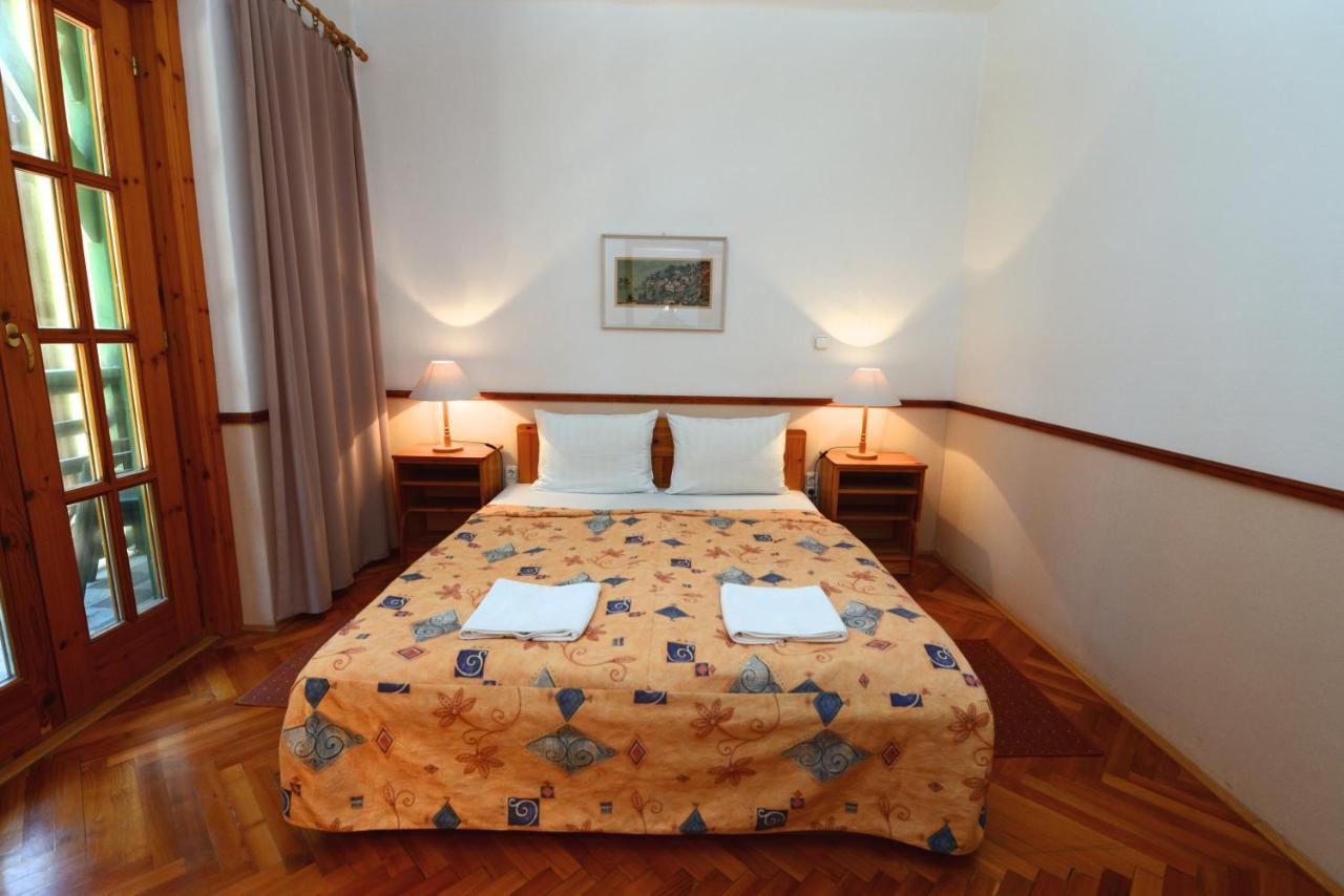 Bakony Hotel Bakonybel Ngoại thất bức ảnh