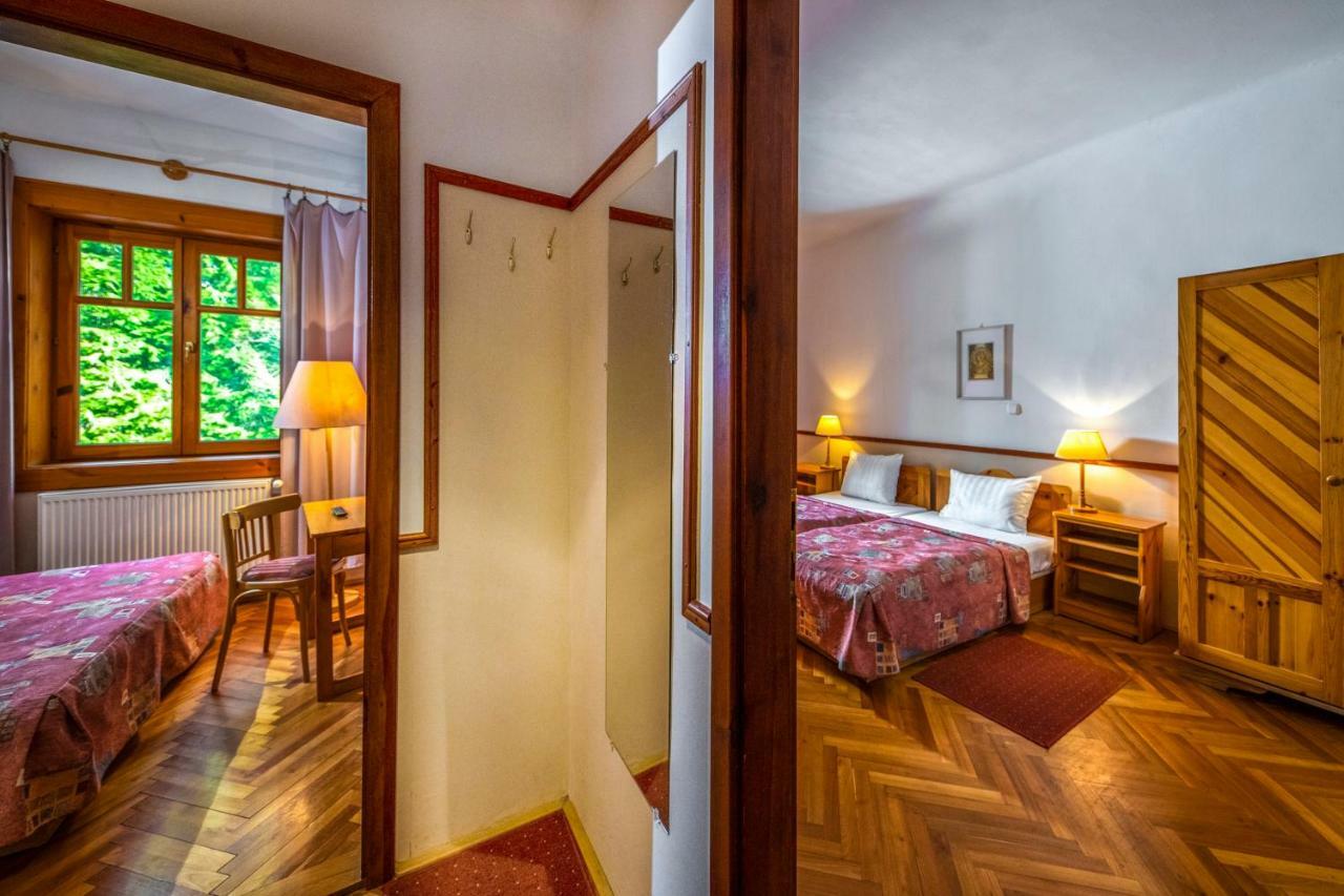Bakony Hotel Bakonybel Ngoại thất bức ảnh