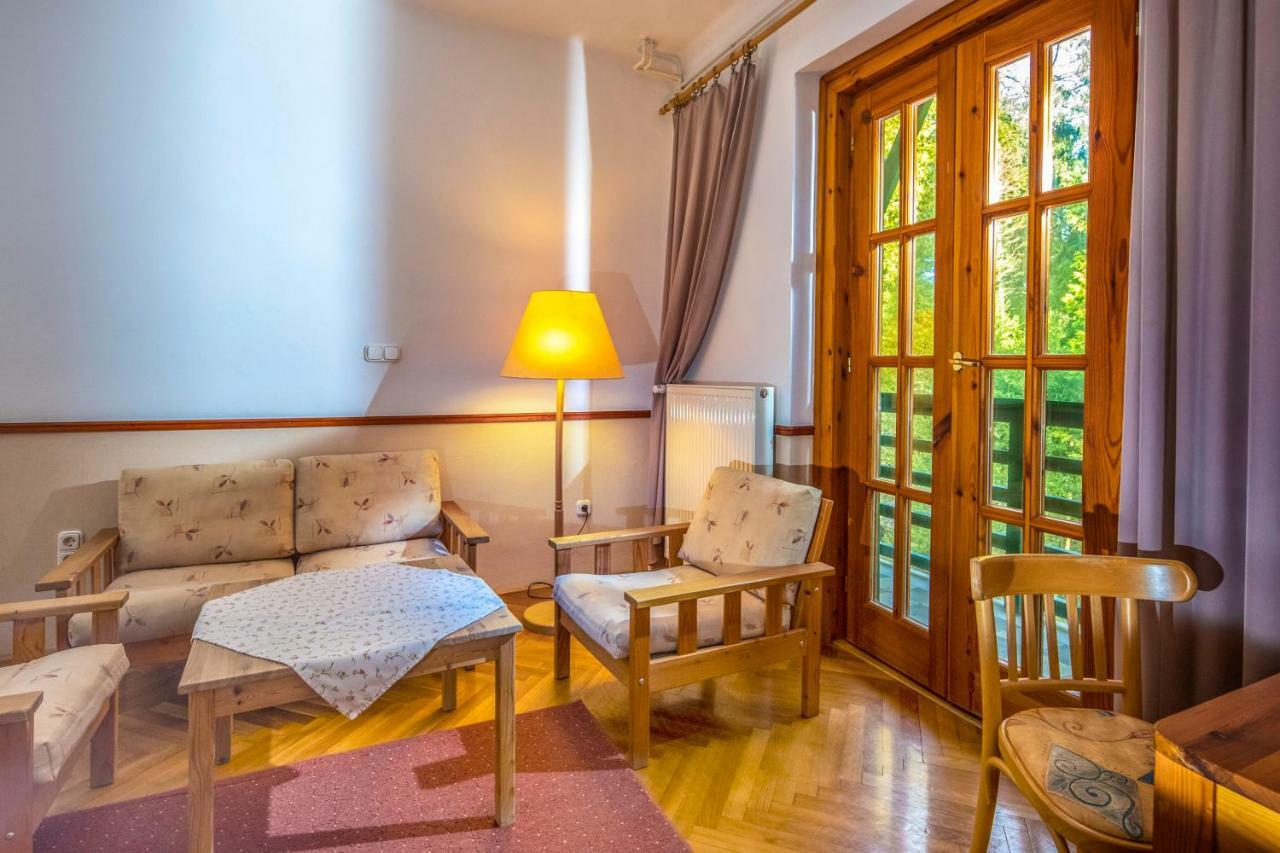Bakony Hotel Bakonybel Ngoại thất bức ảnh