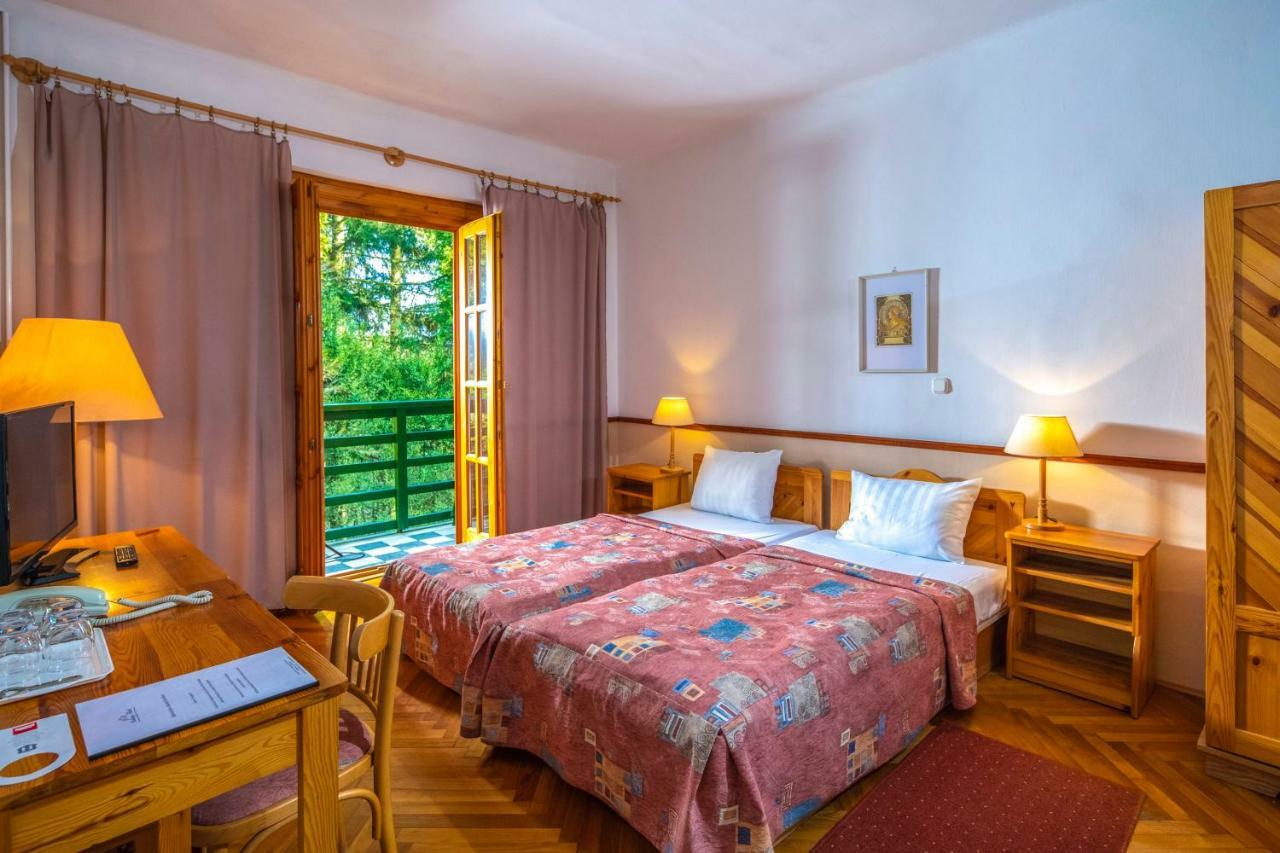 Bakony Hotel Bakonybel Ngoại thất bức ảnh